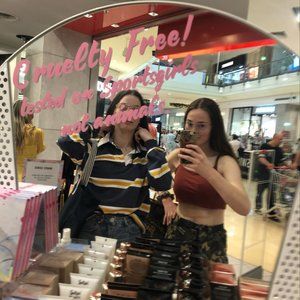 Meet your Posher, Holly